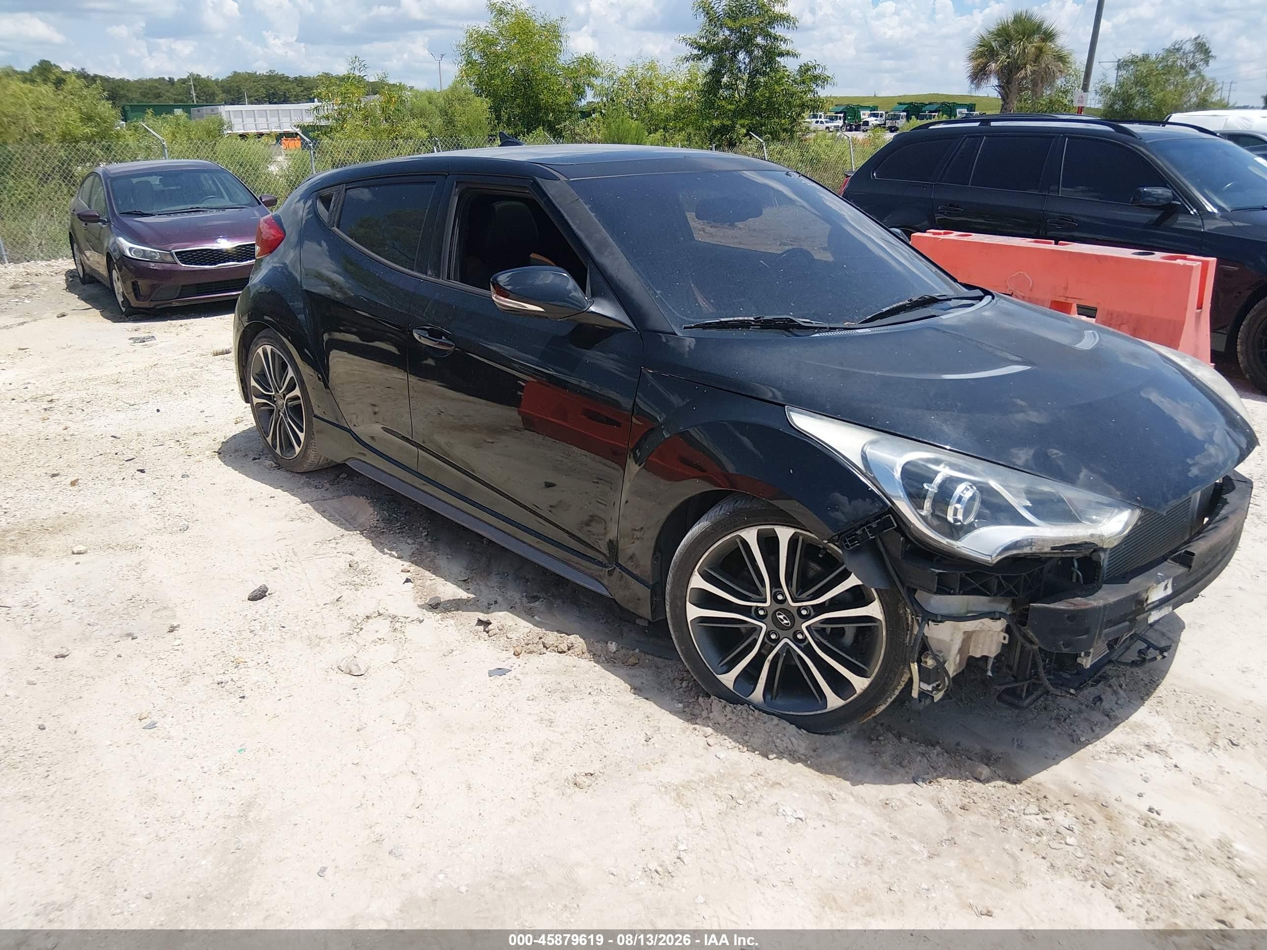 2016 Hyundai Veloster Turbo, VIN KMHTC6AE7GU267166 — Перед