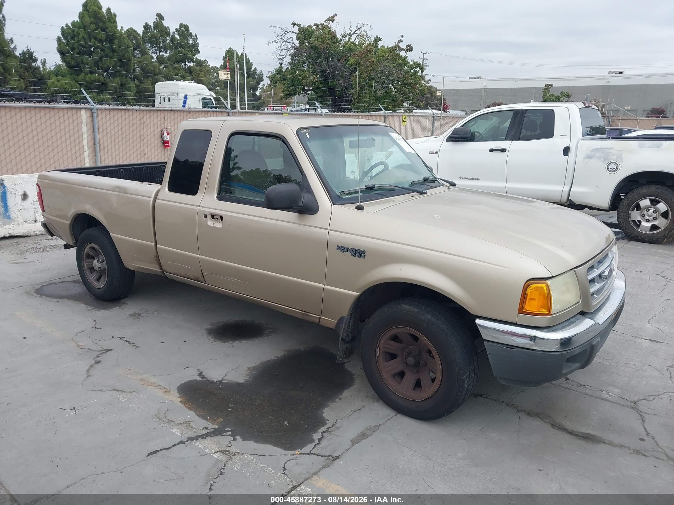 2002 Ford Ranger XL Fleet, VIN 1FTYR44U32PA83334 — Normal wear